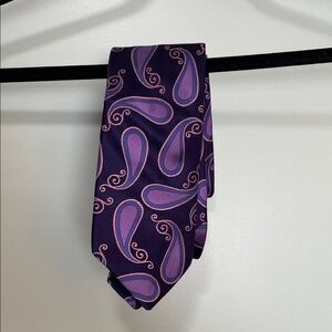 Ted Baker Elegant Purple Paisley Men's Tie